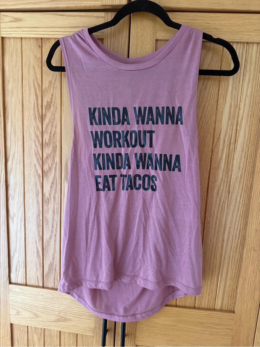 Women's Muscle Tank - 'Kinda Wanna Workout, Kinda Wanna Eat Tacos”